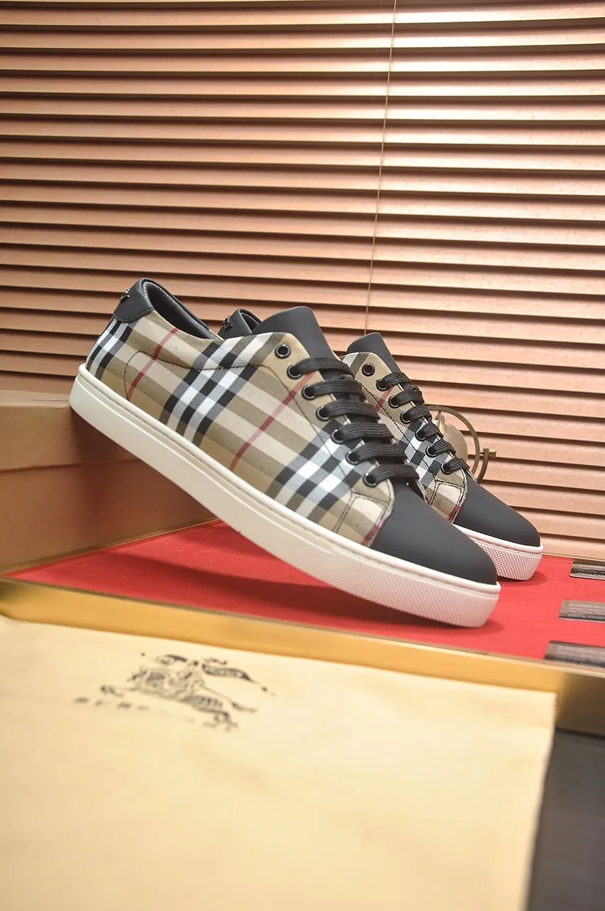 Men's shoes💰480💶[Burberry] (cowhide lining) classic low-top sneakers｜Imported cowhide with classic plaid fabric｜Cow leather lining｜Original outsole｜Fine workmanship and comfortable to wear Size: 38-44 (customized at 45)